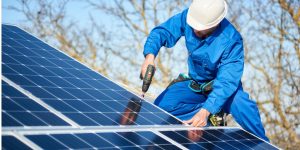Installation Maintenance Panneaux Solaires Photovoltaïques à Hardencourt-Cocherel